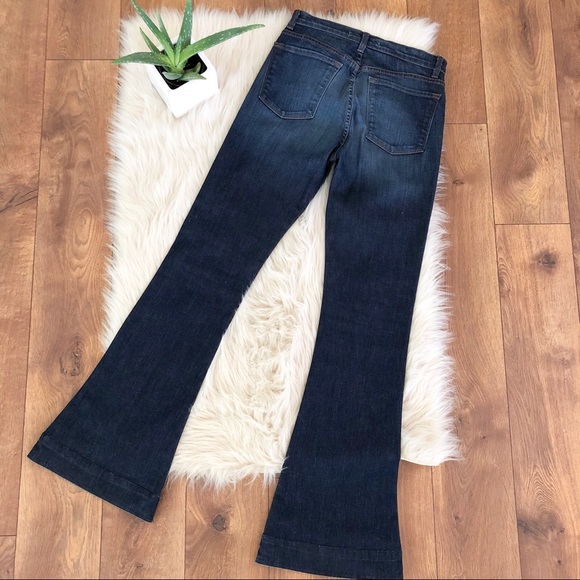 J Brand • Flare Jeans - Picture 3 of 4